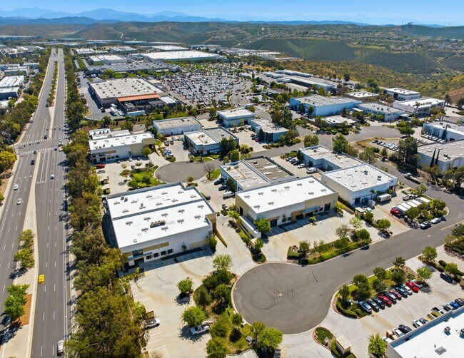 Plus de détails pour 12175 Paine Pl, Poway, CA - Industriel à louer