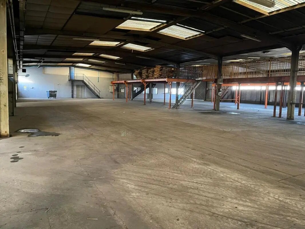 Bureau dans Brignoles à louer Photo intérieure- Image 1 de 7