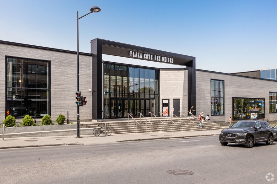 6600-6830 Ch De La Côte-des-Neiges, Montréal, QC à louer - Photo du bâtiment - Image 3 de 7