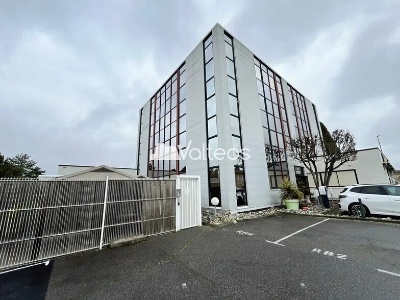 11 Rue Paulin Talabot, Toulouse à louer - Photo du bâtiment - Image 1 de 10