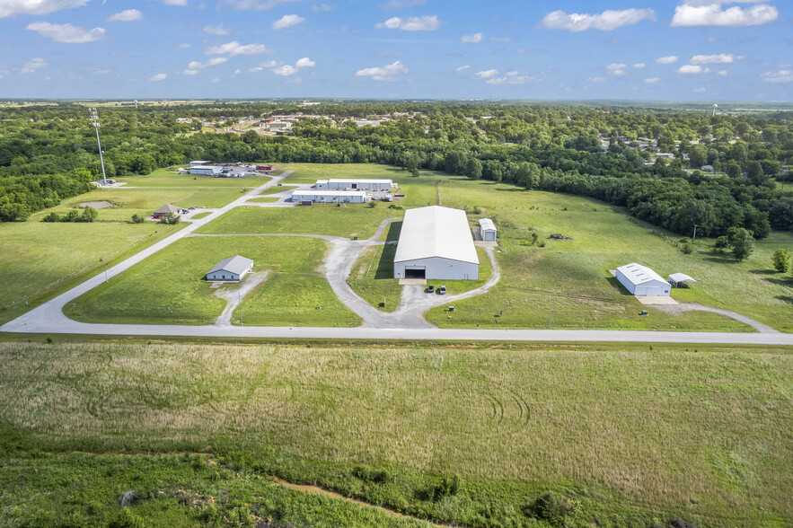 311 SE 11th St, Wagoner, OK for sale - Building Photo - Image 1 of 30