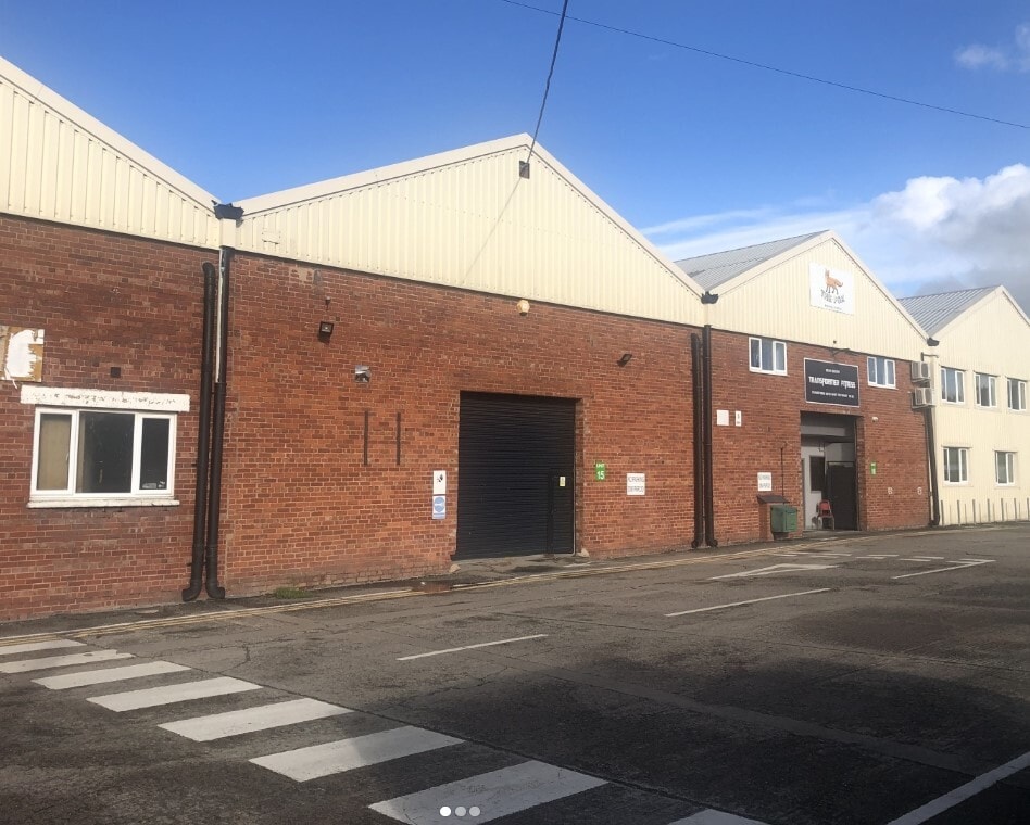Severn Rd, Welshpool for lease Primary Photo- Image 1 of 5