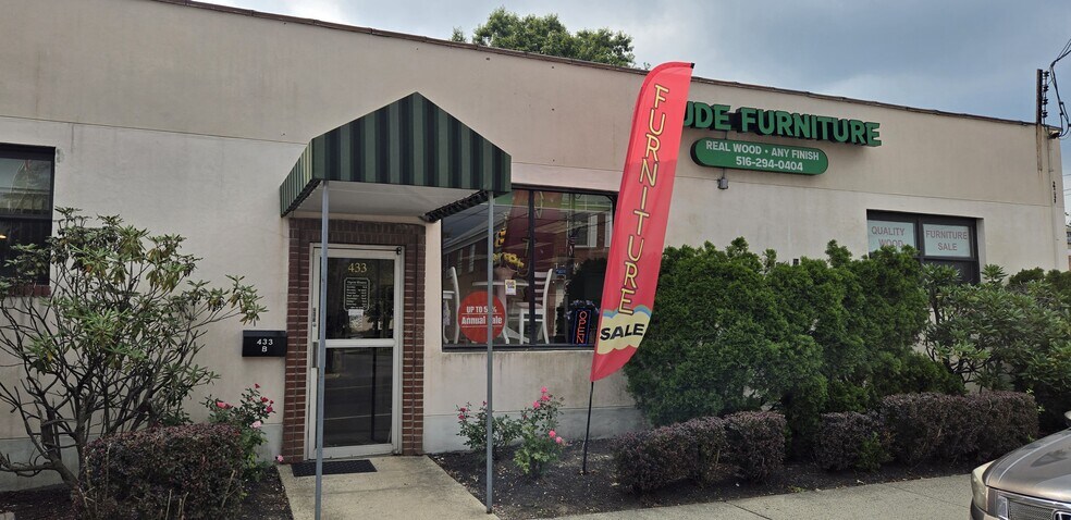 433 Willis Ave, Williston Park, NY for lease - Building Photo - Image 1 of 8