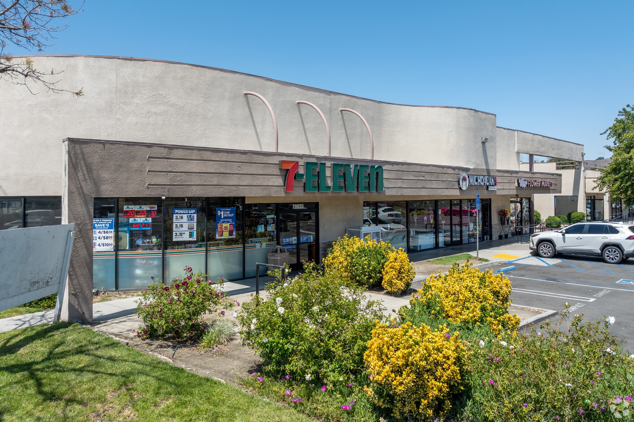 20655 Soledad Canyon Rd, Santa Clarita, CA for lease Primary Photo- Image 1 of 5