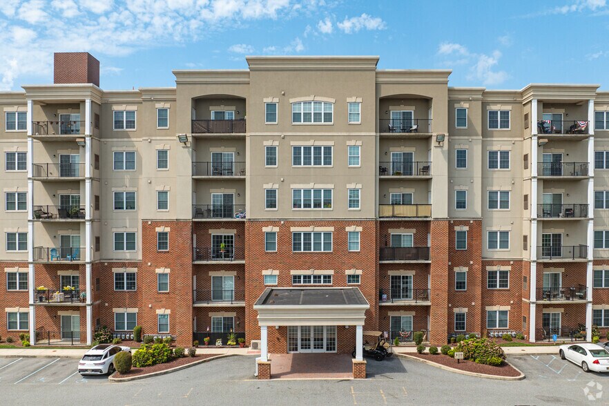 419 W 9th St, New Castle, DE à vendre - Photo du bâtiment - Image 2 de 5