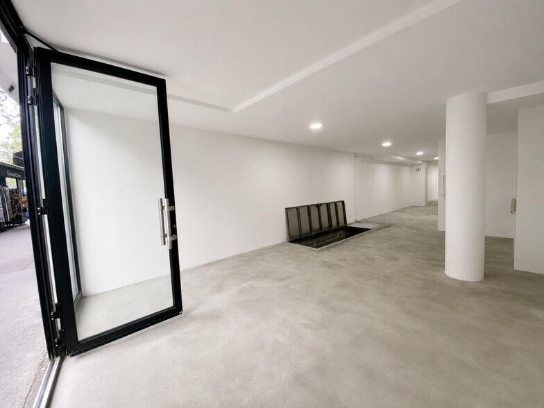42 Avenue Du Général Leclerc, Paris for lease - Interior Photo - Image 2 of 8