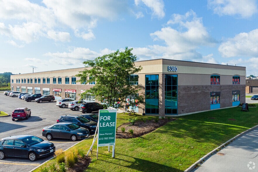 5380 Canotek Rd, Ottawa, ON à louer - Photo du bâtiment - Image 3 de 5