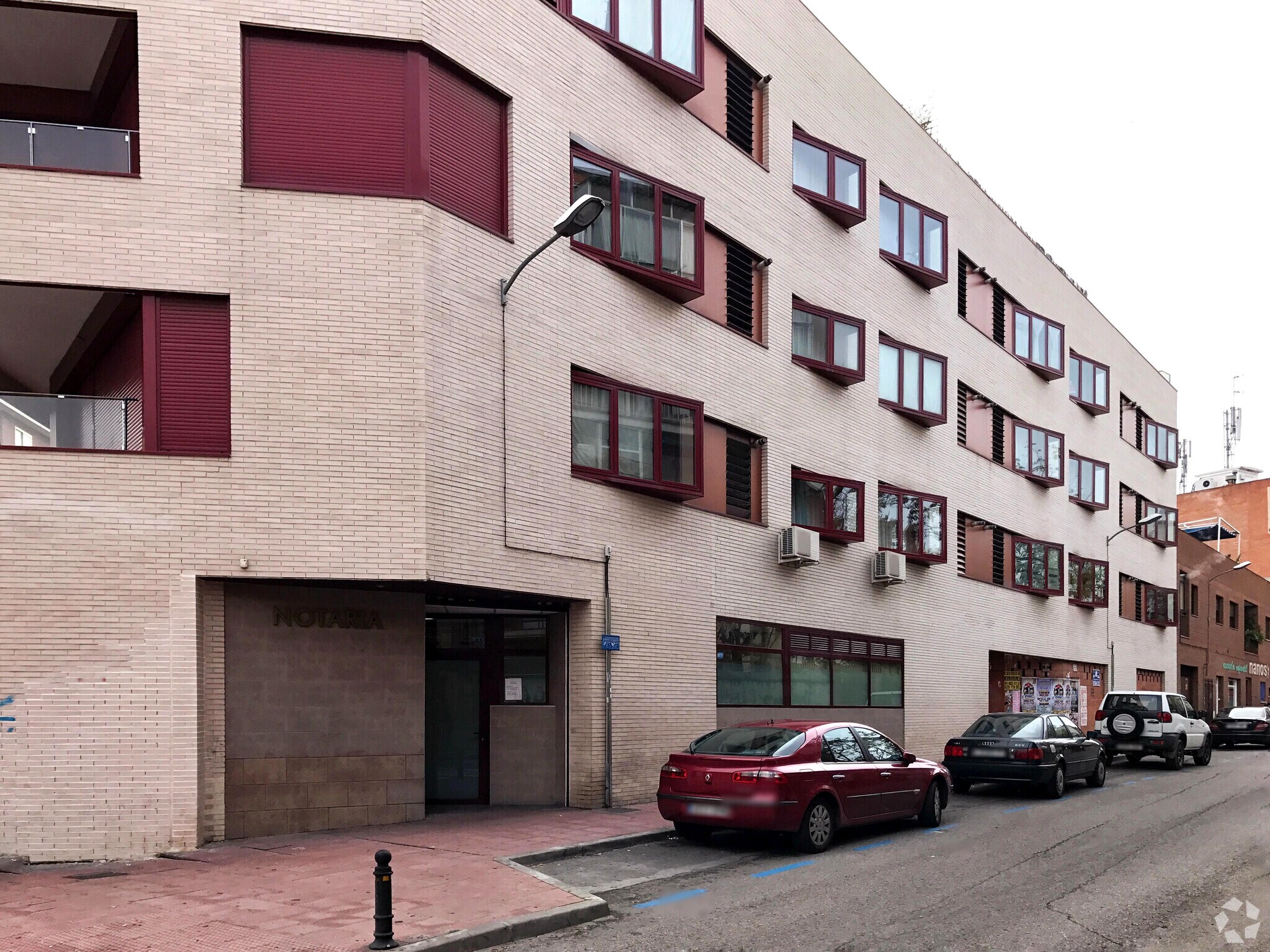 Commerce de détail dans Valdemoro, Madrid à louer Photo du bâtiment- Image 1 de 2