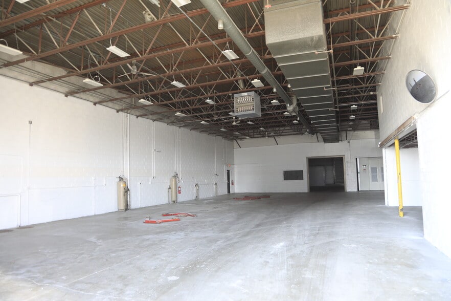 2080 Harlem Ave, Riverside, IL for lease - Primary Photo - Image 2 of 35