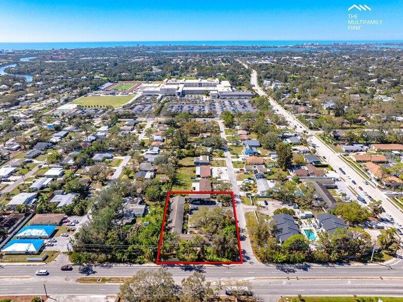 2720-2750 Hope St, Sarasota, FL à vendre - Photo du bâtiment - Image 2 de 8
