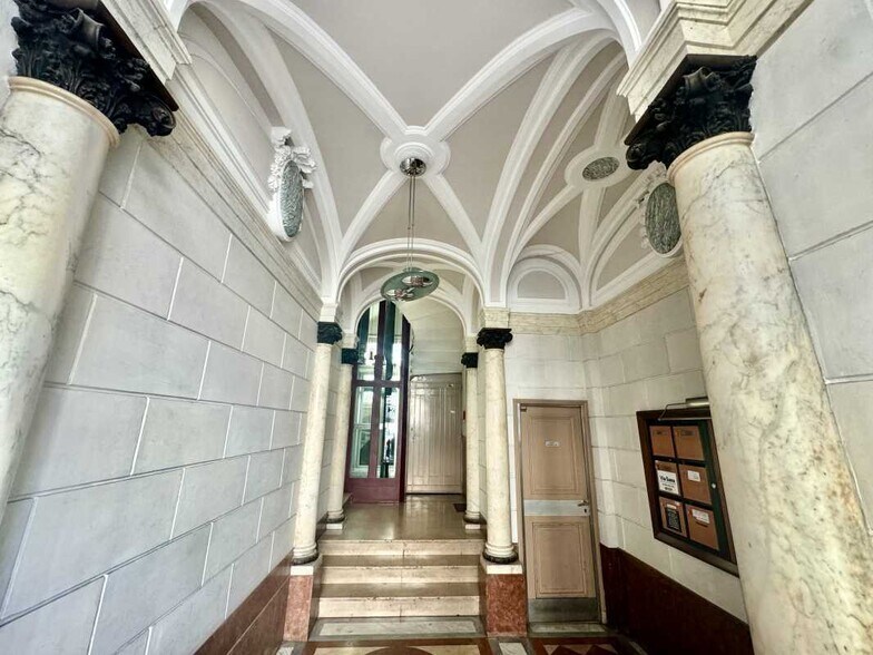 21 Avenue Jean Jaurès, Lyon for lease - Lobby - Image 3 of 4
