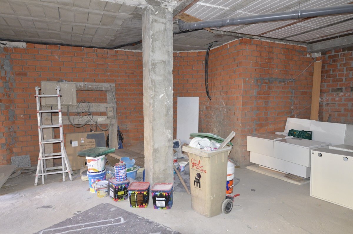 San Justo, Salamanca, Salamanca for lease Building Photo- Image 1 of 14