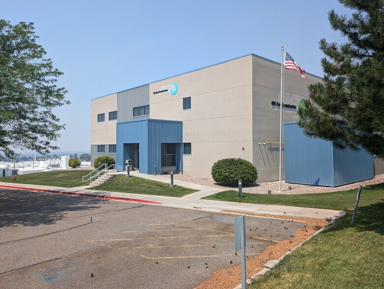 1777 Alvin Ricken Dr, Pocatello, ID à vendre - Photo du bâtiment - Image 2 de 22