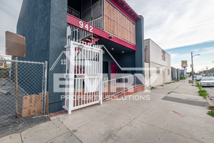 942 S Gerhart Ave, Commerce, CA à louer - Photo du bâtiment - Image 2 de 28