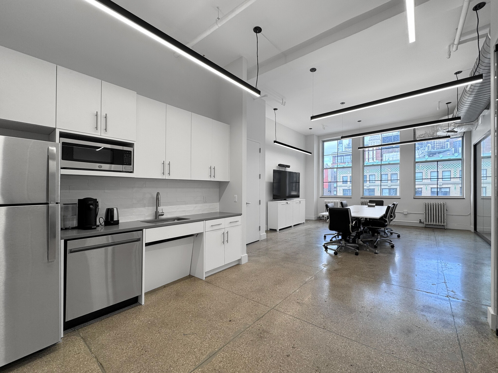 200 Park Ave S, New York, NY for lease Interior Photo- Image 1 of 7