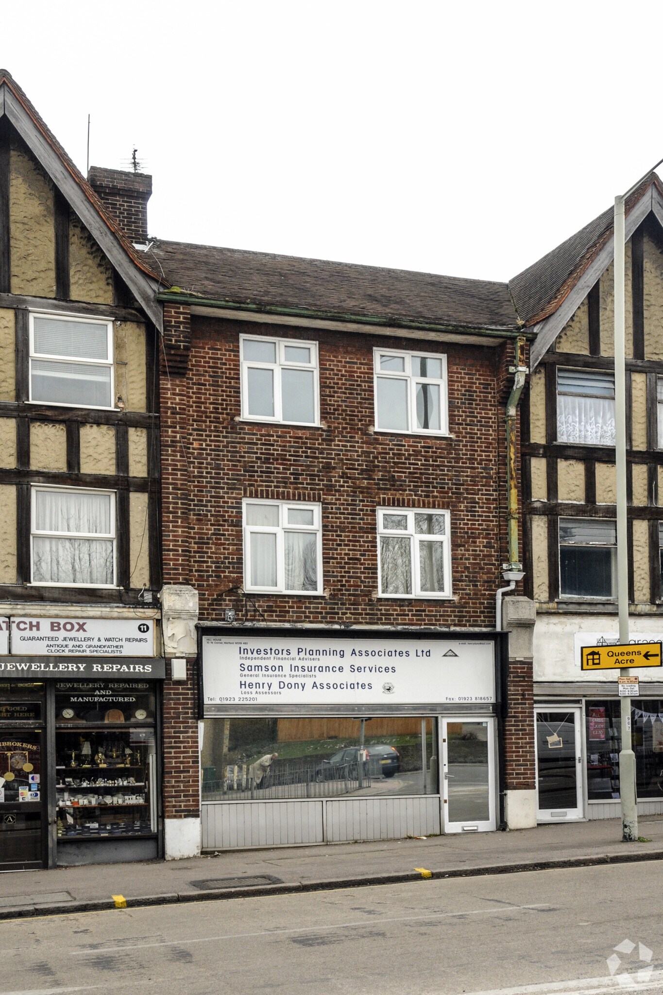 Chalk Hl, Watford à vendre Photo principale- Image 1 de 4