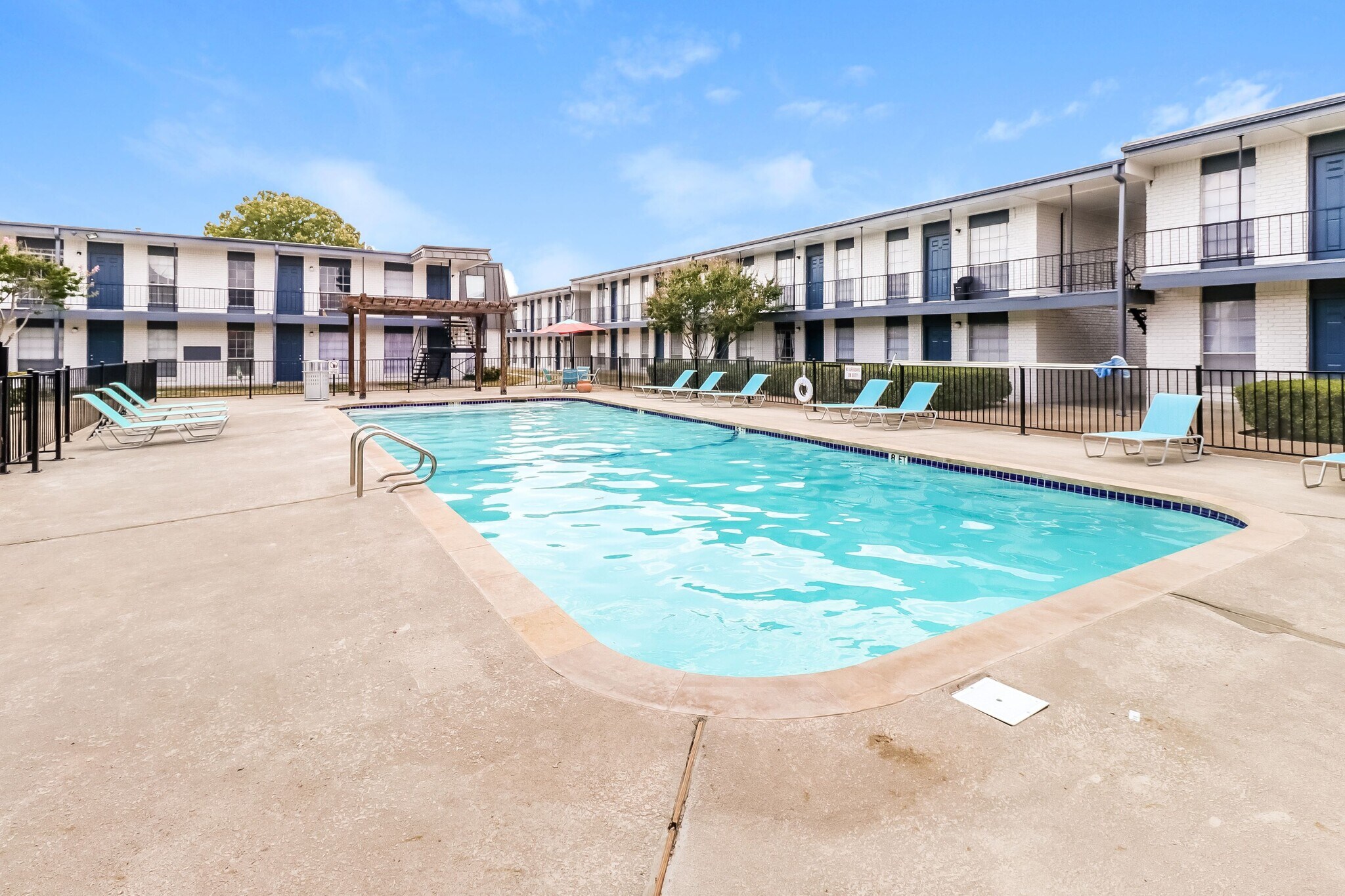 3300-3310 E Rancier Ave, Killeen, TX à vendre Photo du bâtiment- Image 1 de 31