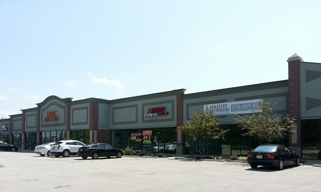 Tom Ginnever Ave, O'Fallon, MO for lease - Building Photo - Image 2 of 4