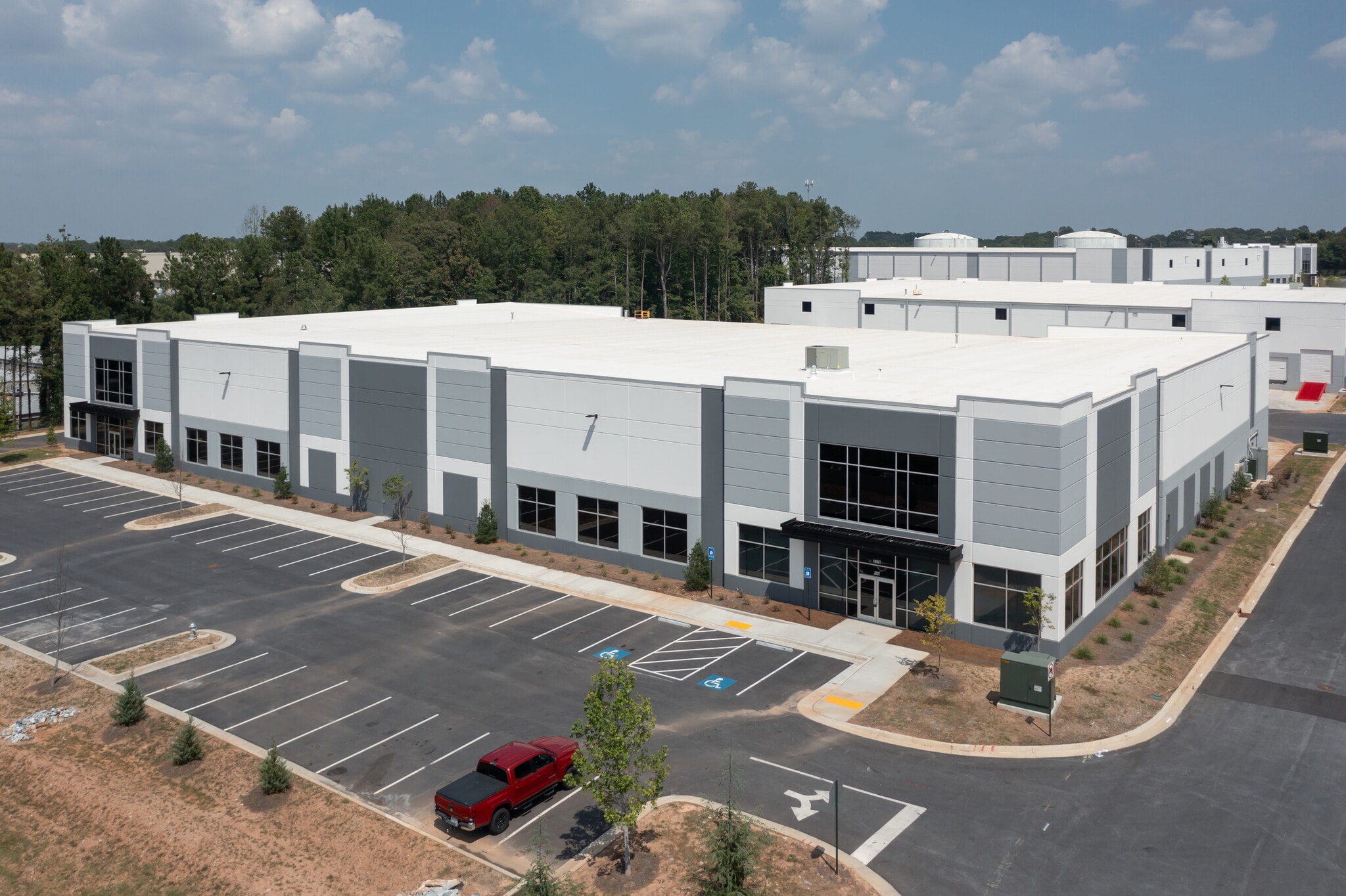 7776 Jonesboro Rd, Jonesboro, GA for lease Building Photo- Image 1 of 8