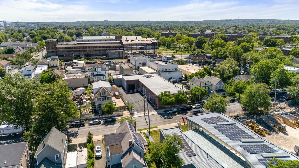 209 South Ave, Staten Island, NY for lease - Aerial - Image 2 of 28