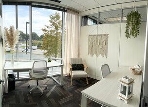 4801 Glenwood Ave, Raleigh, NC à louer Photo intérieure- Image 1 de 2