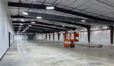 1926 FM 362 Rd, Pattison, TX for lease Interior Photo- Image 1 of 2