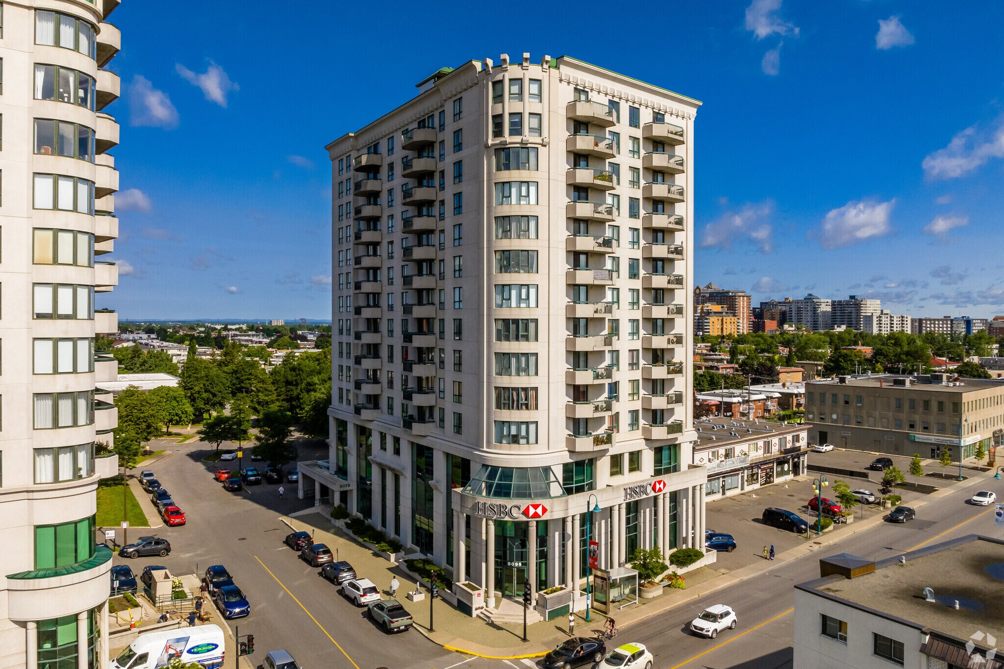 5075-5095 Rue Jean-Talon E, Montréal, QC for sale Primary Photo- Image 1 of 1