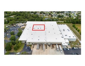 3100 S Ridgewood Ave, South Daytona, FL à louer Photo intérieure- Image 1 de 11