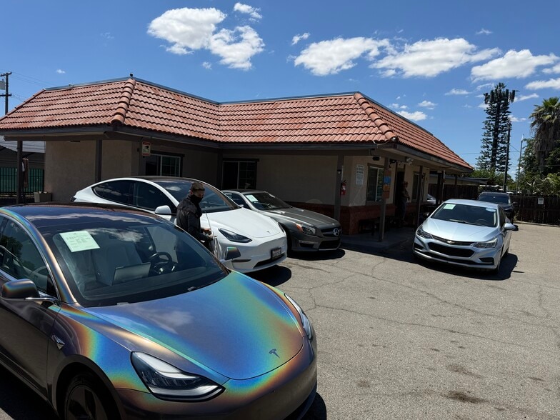 450 W Grant Line Rd, Tracy, CA for lease - Building Photo - Image 1 of 9