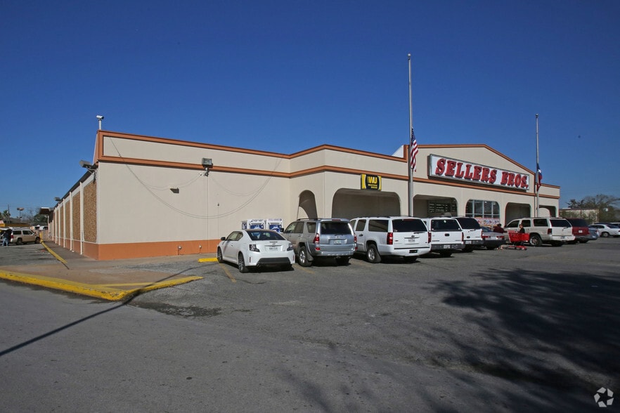 8011 Elvera St, Houston, TX for sale - Primary Photo - Image 1 of 2