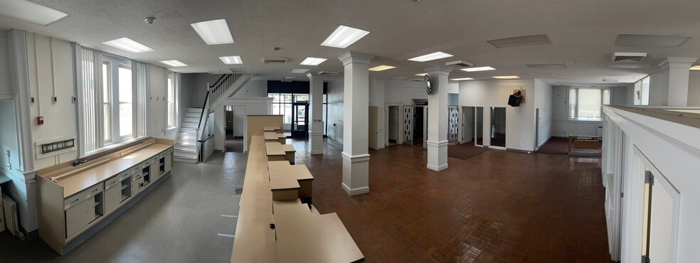 219 Grand Ave, New Haven, CT à louer - Photo intérieure - Image 3 de 12