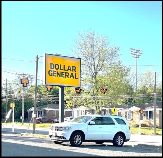 1437 E Sugar Creek Rd, Charlotte, NC for lease - Building Photo - Image 2 of 5