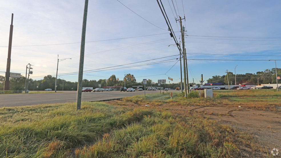 4220 Mobile Hwy, Montgomery, AL for sale - Building Photo - Image 3 of 3