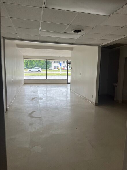 4975 Highway 78, Lilburn, GA à louer - Photo du bâtiment - Image 3 de 9