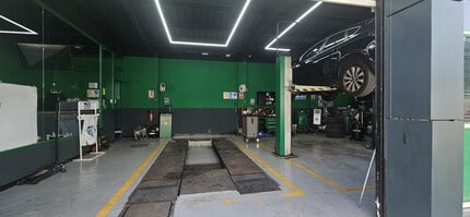 Retail in Fuenlabrada, Madrid for lease Interior Photo- Image 2 of 14