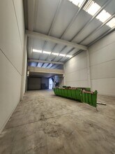 Industrial in Sant Vicenç dels Horts, Barcelona for lease Interior Photo- Image 1 of 12