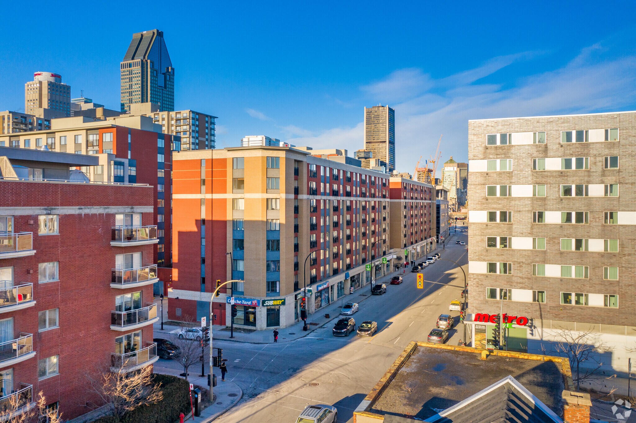 1195-1255 Rue Notre-Dame O, Montréal, QC for sale Primary Photo- Image 1 of 1