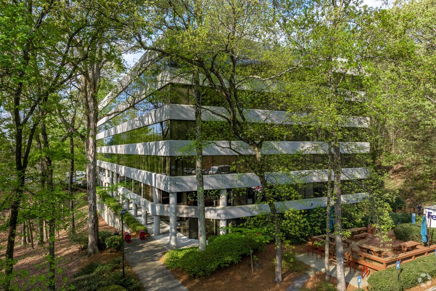 5500 Interstate N Pky NW, Atlanta, GA à louer - Photo du bâtiment - Image 1 de 15
