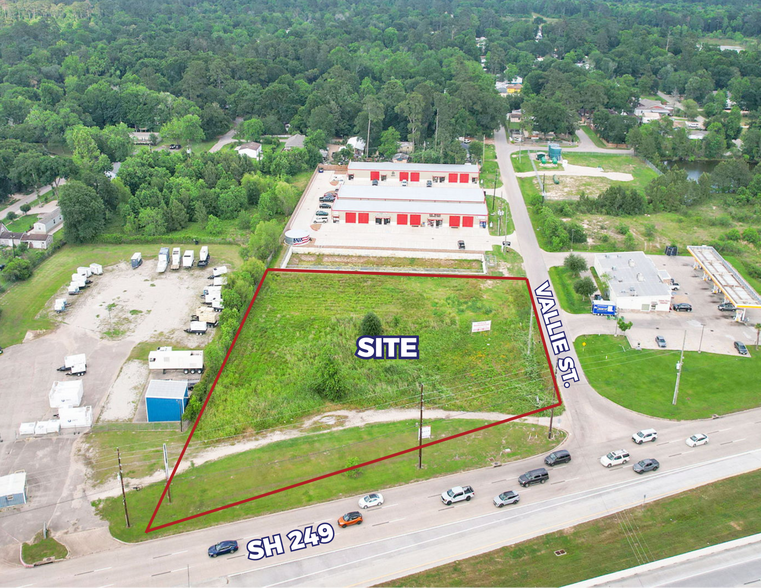 28111 Vallie St, Pinehurst, TX à vendre - Photo du bâtiment - Image 3 de 6