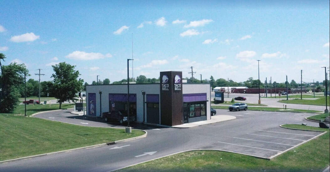 951 E Greenville Pike, Winchester, IN à vendre Photo principale- Image 1 de 1