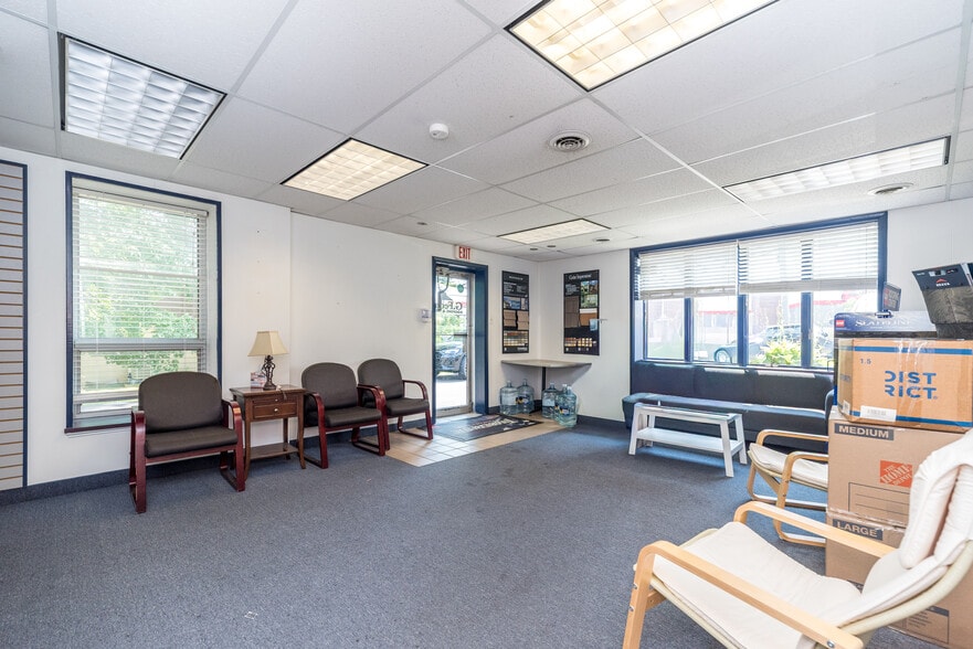 1454 Bethlehem Pike, North Wales, PA for lease - Building Photo - Image 2 of 23