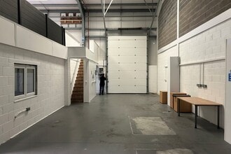 Bell Clos, Plymouth for lease Interior Photo- Image 2 of 7