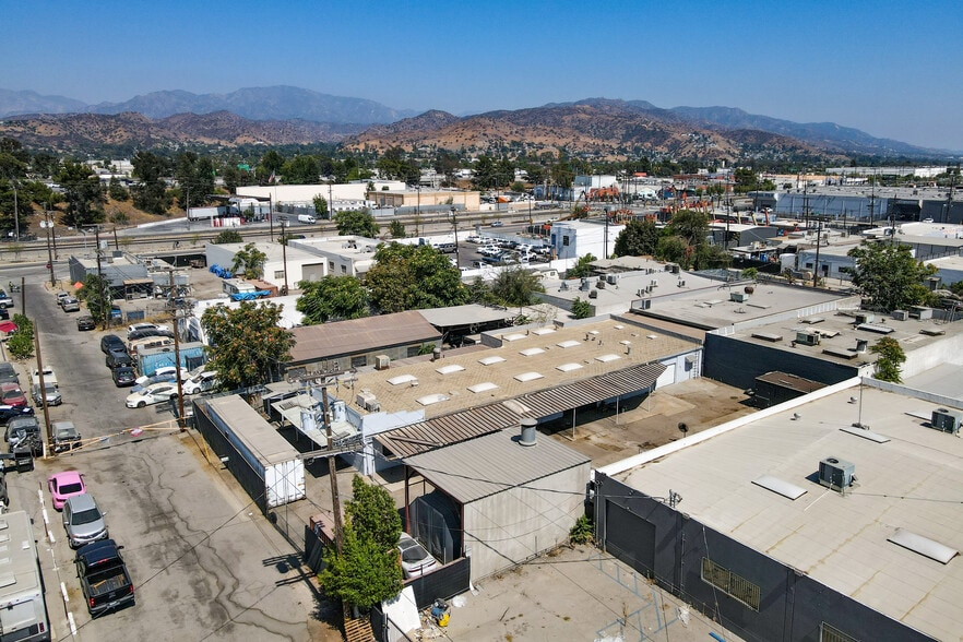 11428 Fleetwood St, Sun Valley, CA for sale - Building Photo - Image 3 of 12