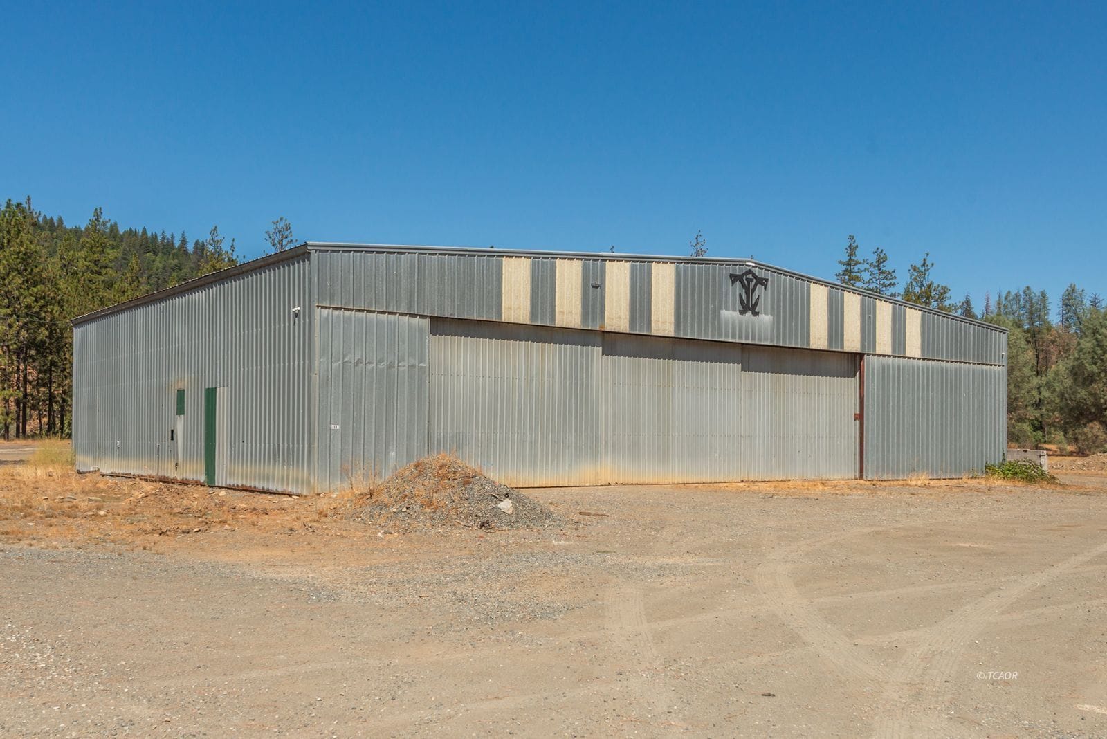 30661 State Highway 3, Douglas City, CA for sale Primary Photo- Image 1 of 36