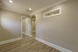 12410 Spring Cypress Rd, Tomball, TX à louer Photo intérieure- Image 2 de 17