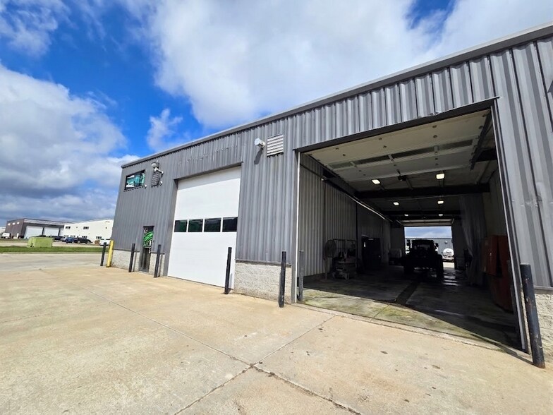 750 Industrial Dr, Clare, MI à vendre - Photo du bâtiment - Image 2 de 13
