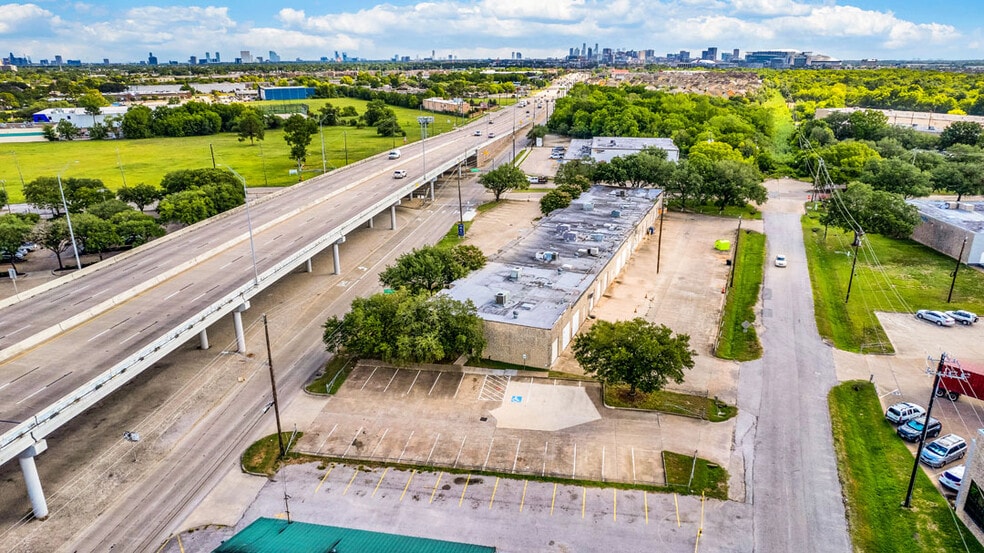 3620 Willowbend Blvd, Houston, TX à louer - Photo du bâtiment - Image 1 de 7