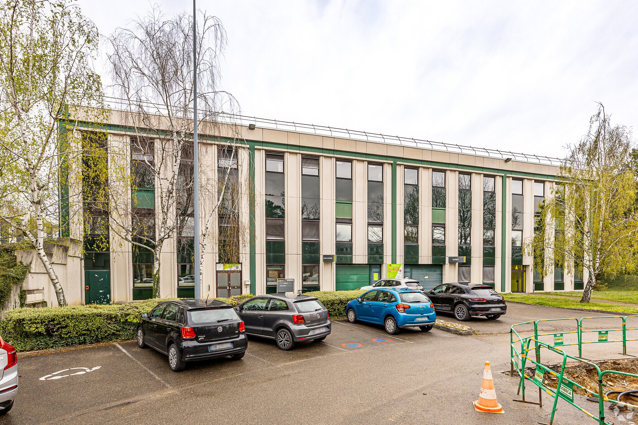 1 Rue Des Vergers, Limonest for lease Primary Photo- Image 1 of 3