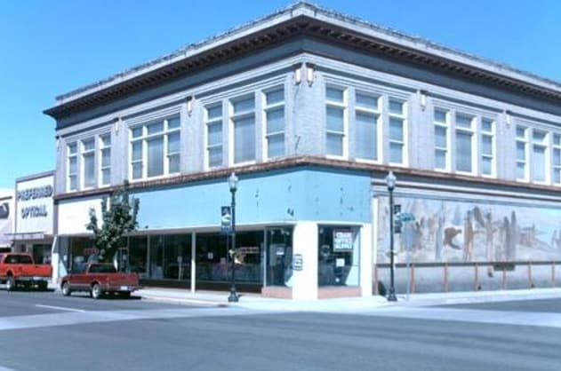 323 E 2nd St, The Dalles, OR for lease Primary Photo- Image 1 of 10