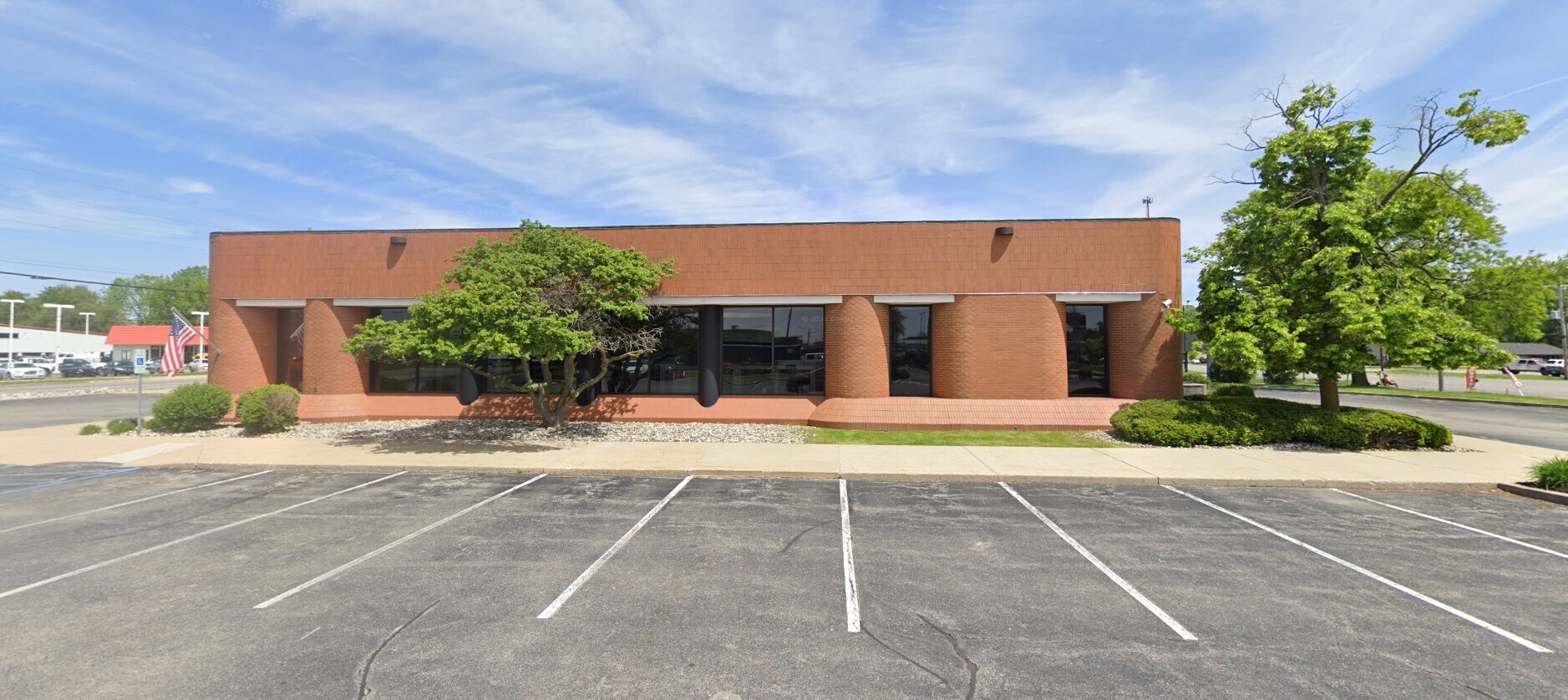 411 W Lincoln Hwy, New Haven, IN à vendre Photo du bâtiment- Image 1 de 3